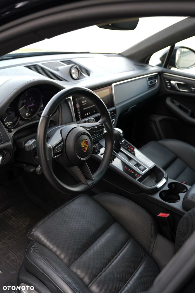 Porsche Macan GTS PDK - 18