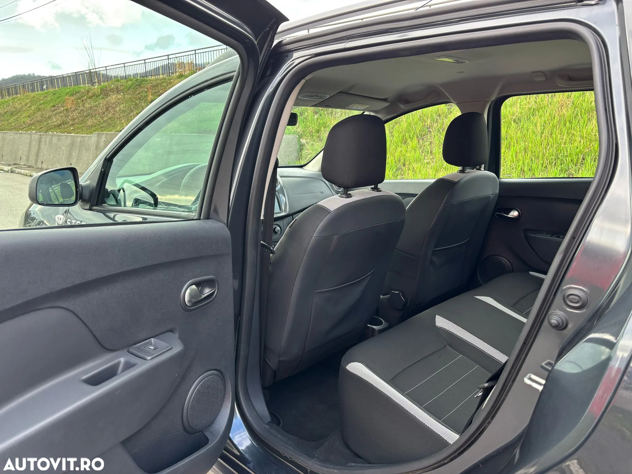 Dacia Logan Stepway MCV 1.5 Blue dCi Prestige - 10
