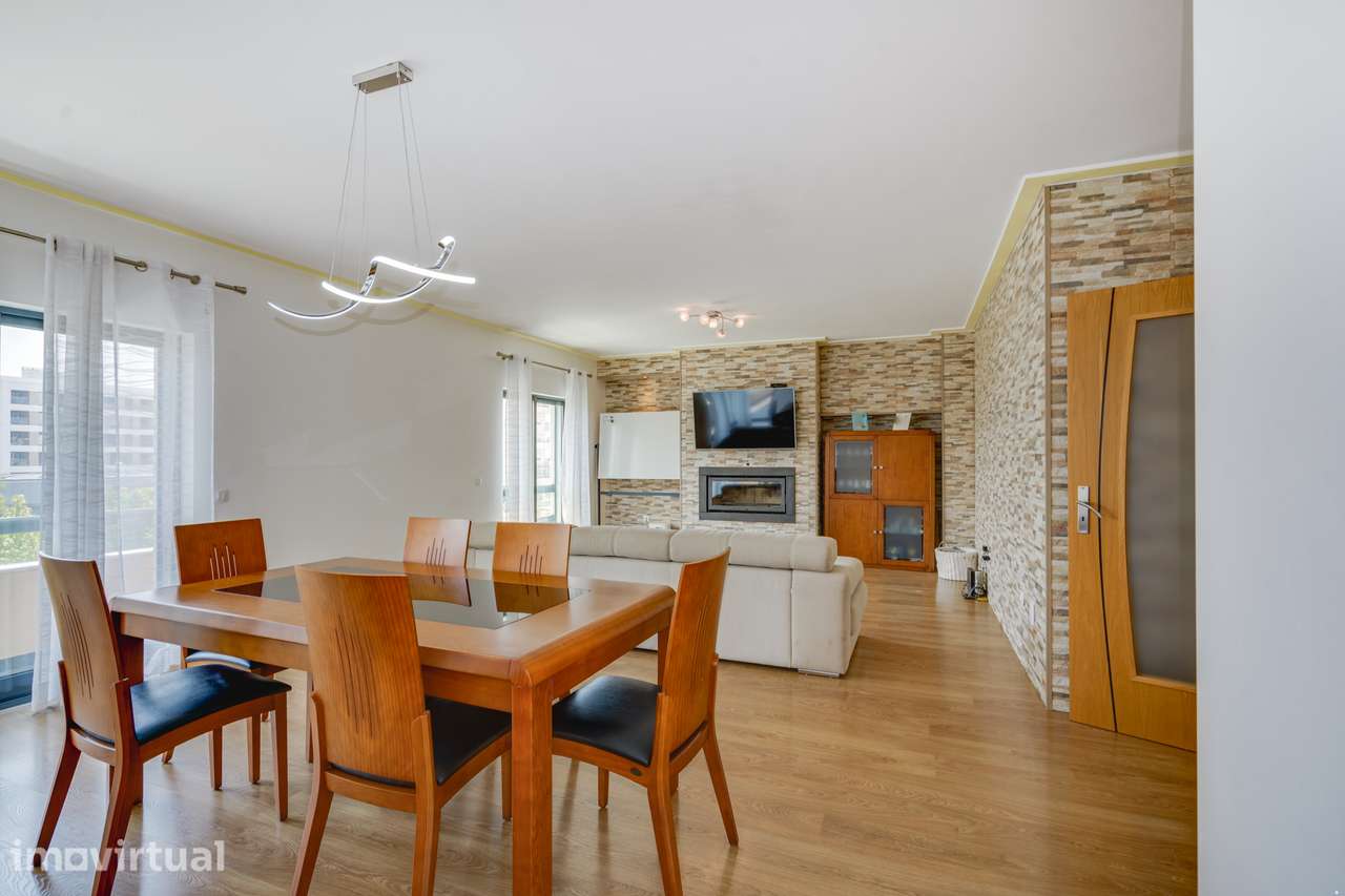 T4 de luxo com 225m² de área bruta - Grande imagem: 4/37