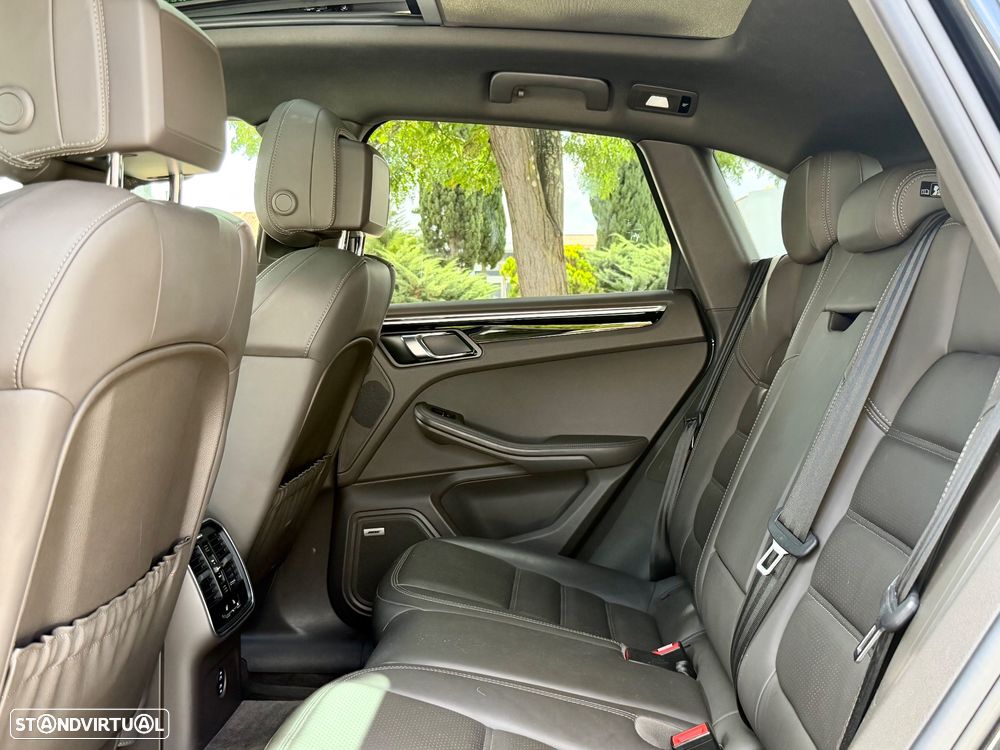 Porsche Macan S - 24