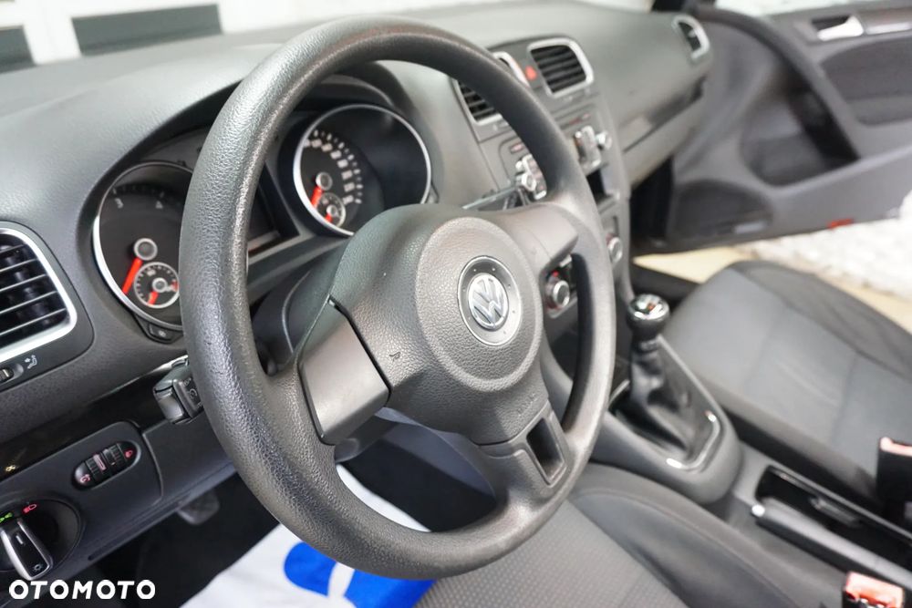 Volkswagen Golf 2.0 TDI DPF Comfortline - 17