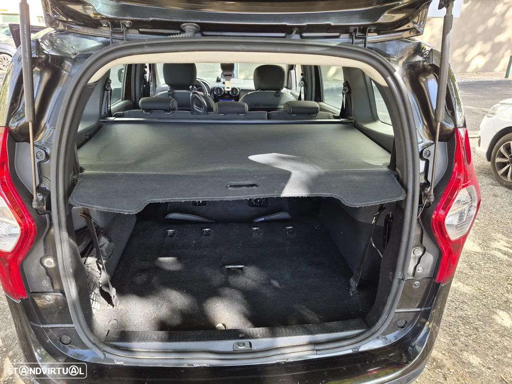 Dacia Lodgy 1.5 Blue dCi Stepway 7L - 17
