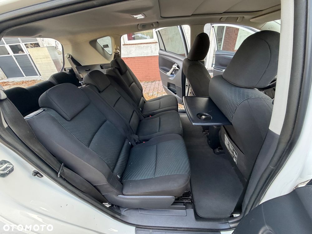Toyota Corolla Verso 2.0 D-4D Prestige 7os - 12