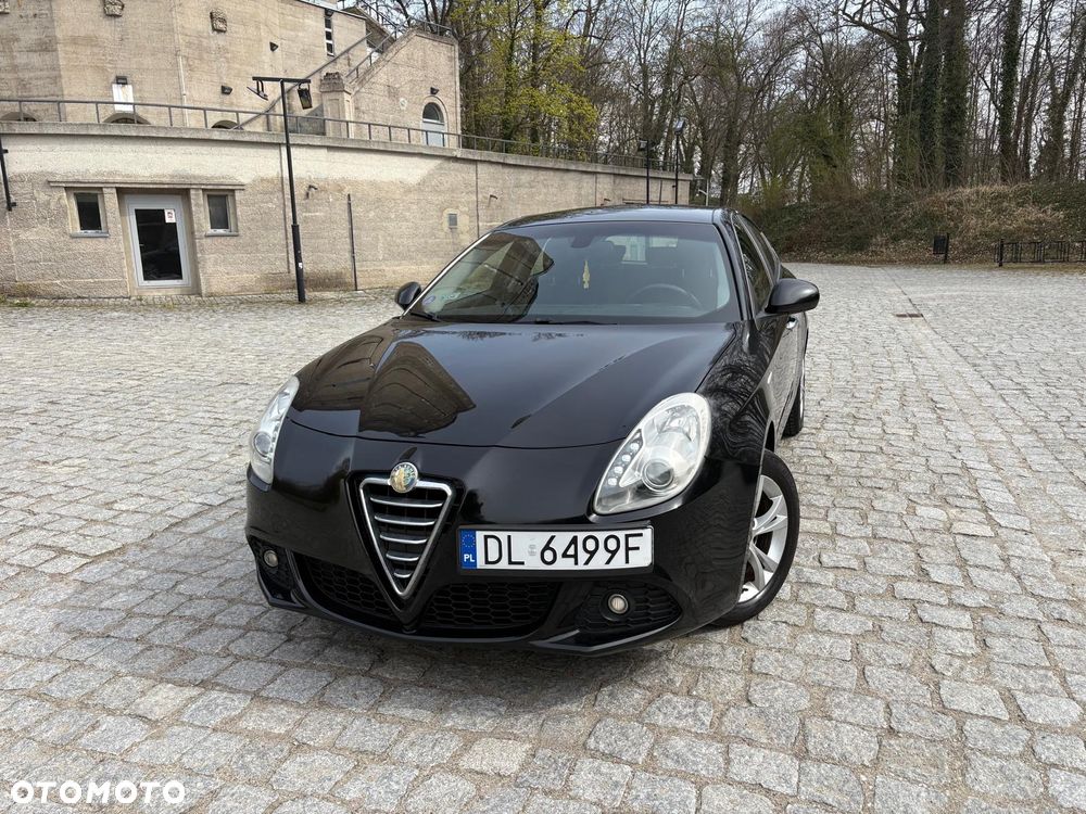 Alfa Romeo Giulietta - 1