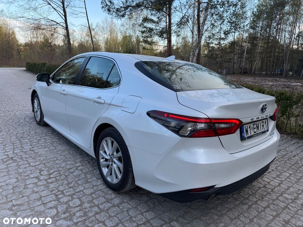 Toyota Camry 2.5 Hybrid Comfort CVT - 6