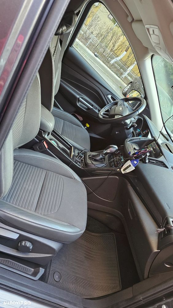 Ford Kuga 1.5 EcoBoost 4WD Aut. Titanium - 10