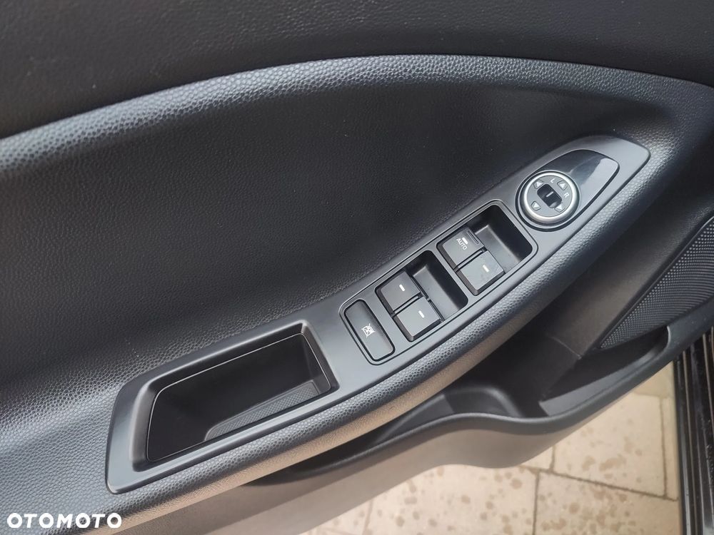 Hyundai i20 1.25 Wersja Jubileuszowa - 17