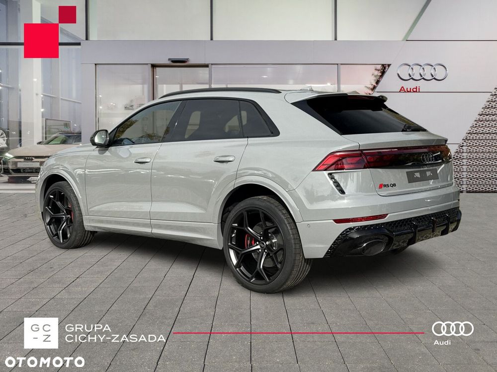 Audi RS Q8 - 3