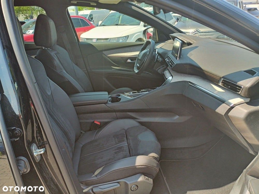 Peugeot 5008 - 15