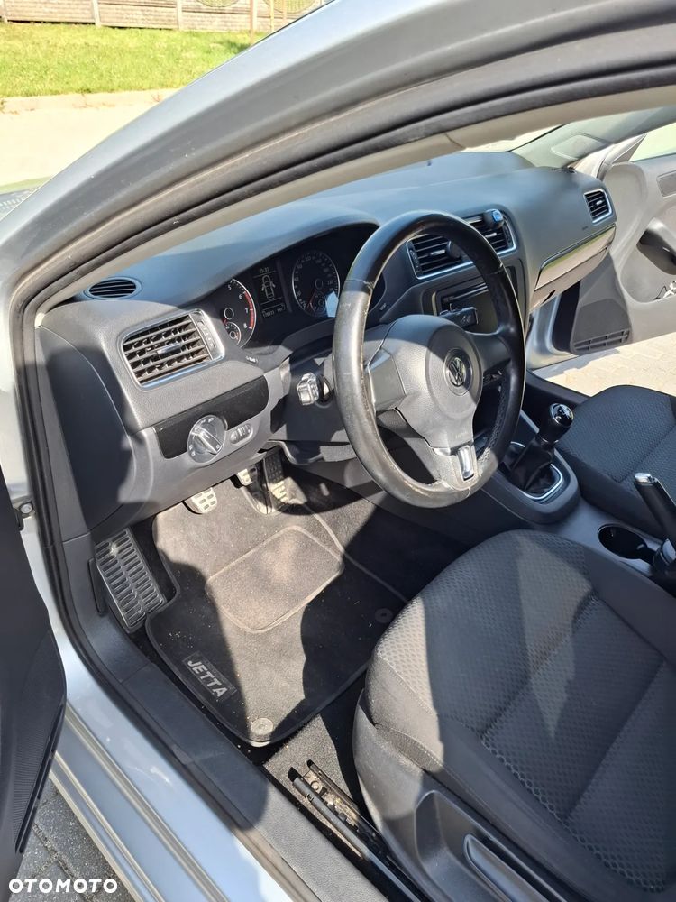 Volkswagen Jetta 1.4 TSI Comfortline - 10
