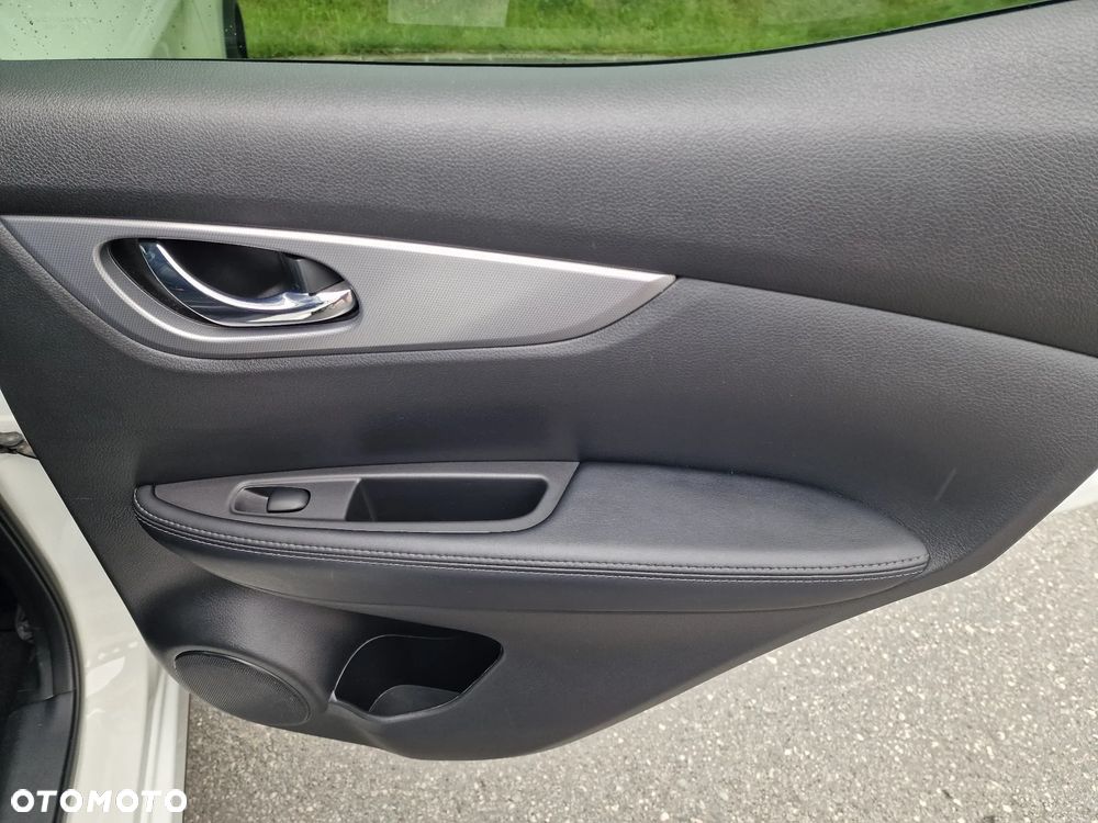 Nissan Qashqai - 13