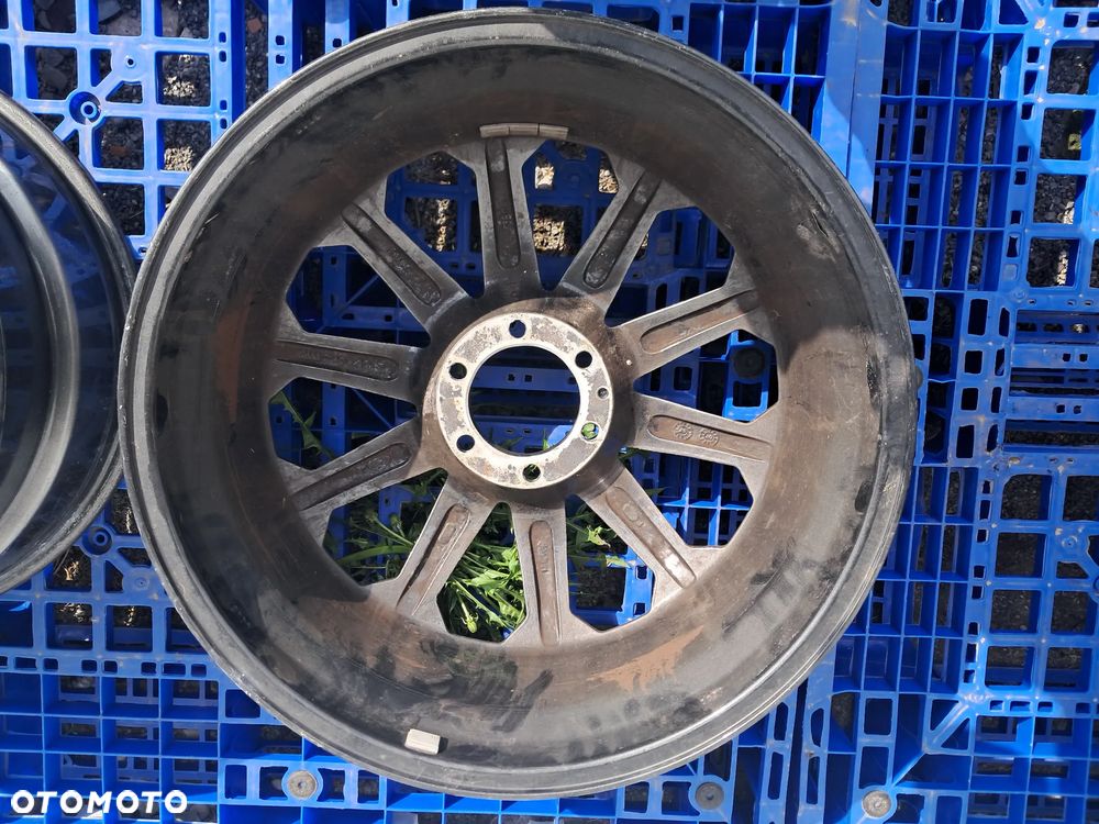 Felgi Aluminiowe R22 6×139,7  M12x1,5  67,1 - 11