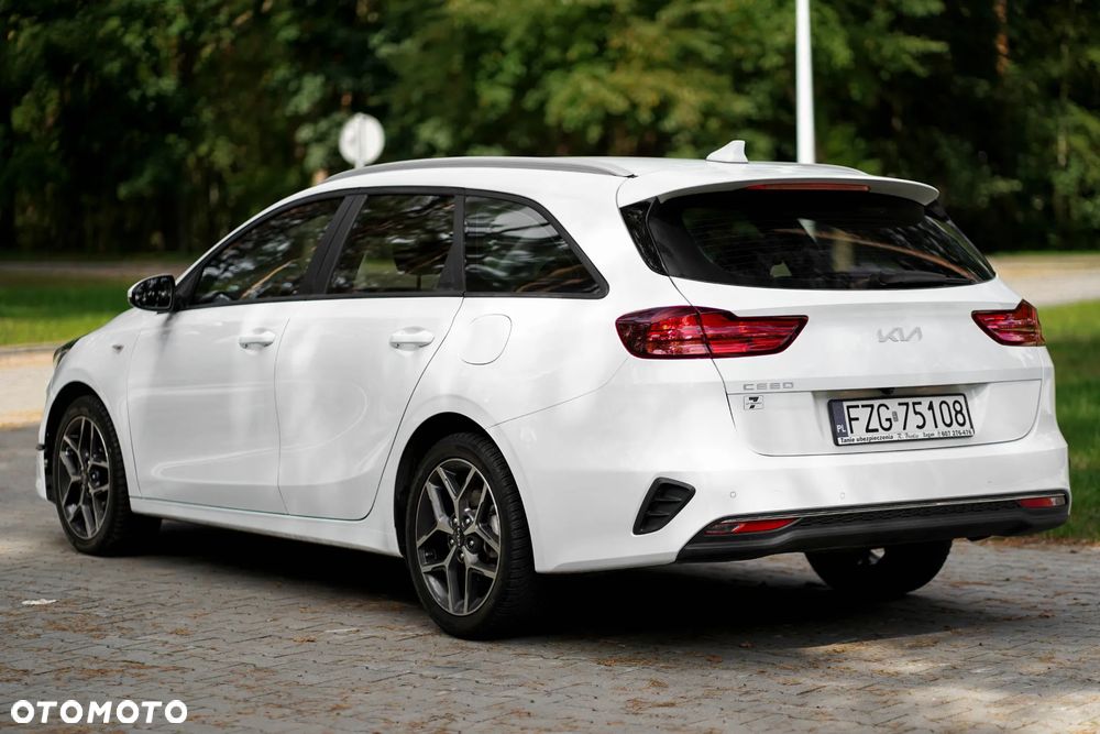 Kia Ceed 1.5 T-GDI Business Line Plus DCT - 13