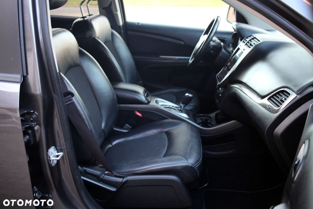 Dodge Journey - 26
