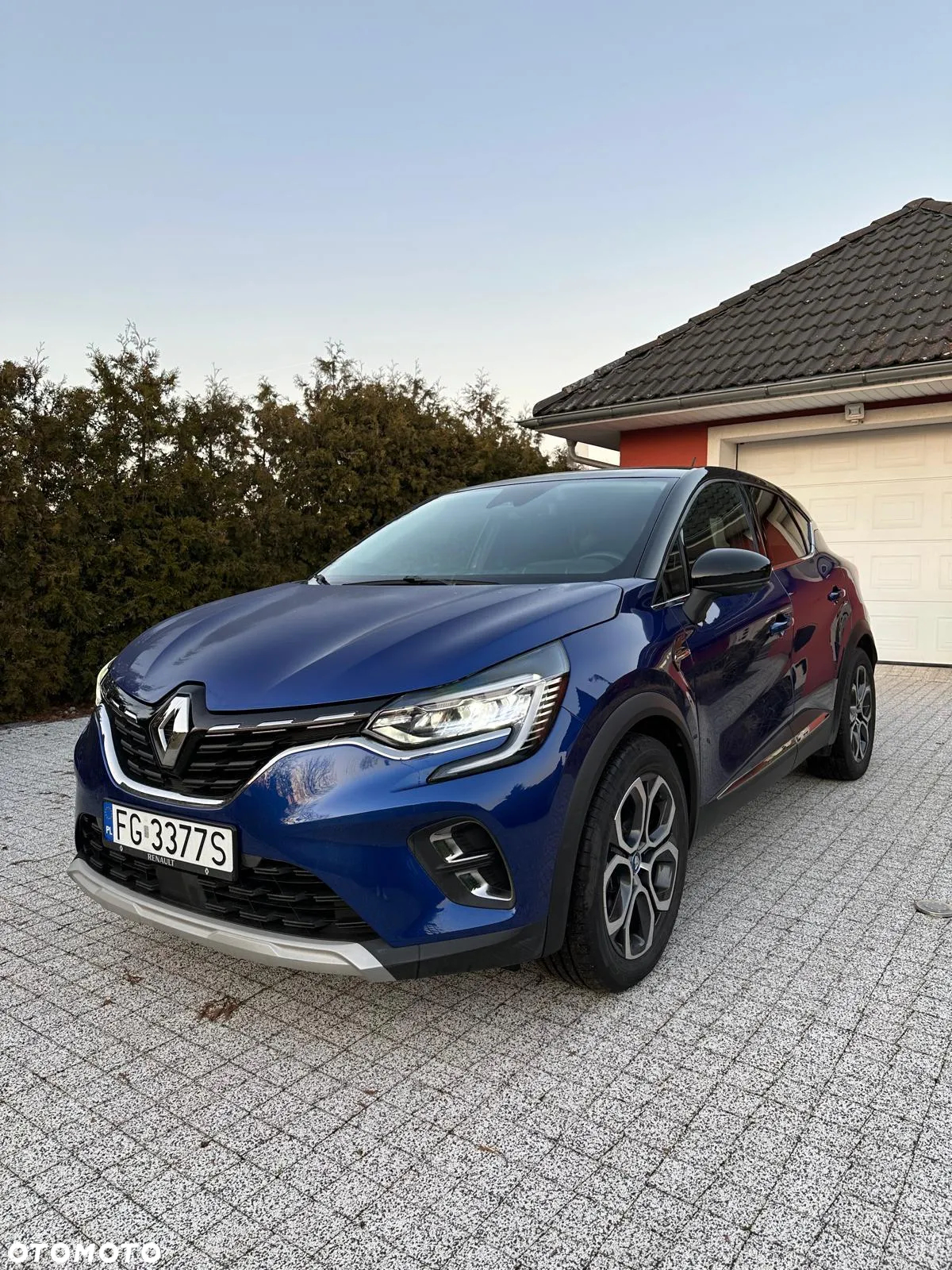 Renault Captur 1.6 E-TECH Full Hybrid 145 Techno - 3