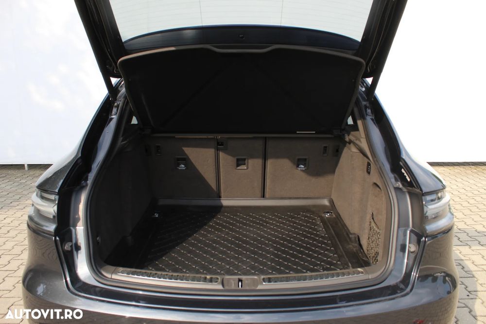 Porsche Macan - 37