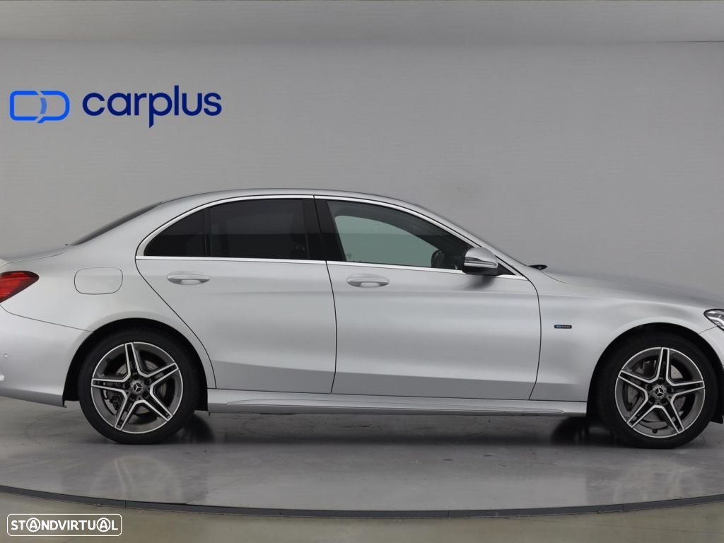 Mercedes-Benz C 300 de AMG Line - 8