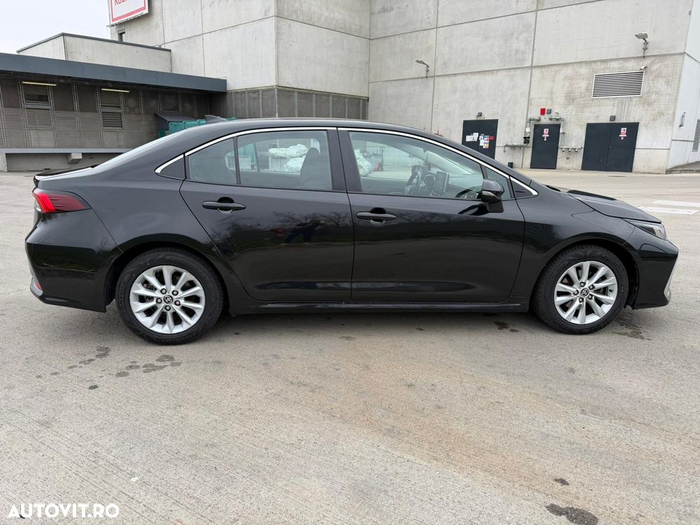 Toyota Corolla 1.8 HSD Business - 4