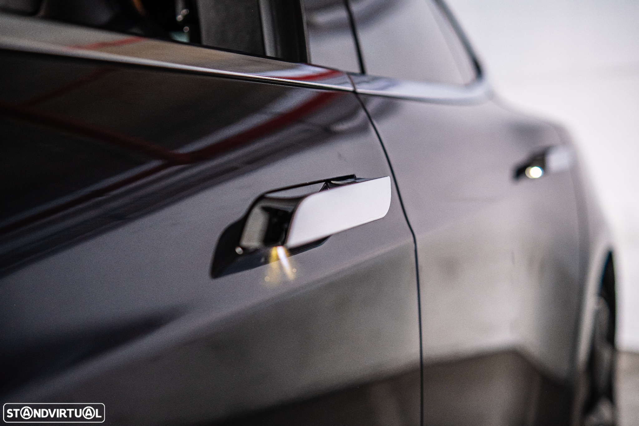 Tesla Model S 85 - 8