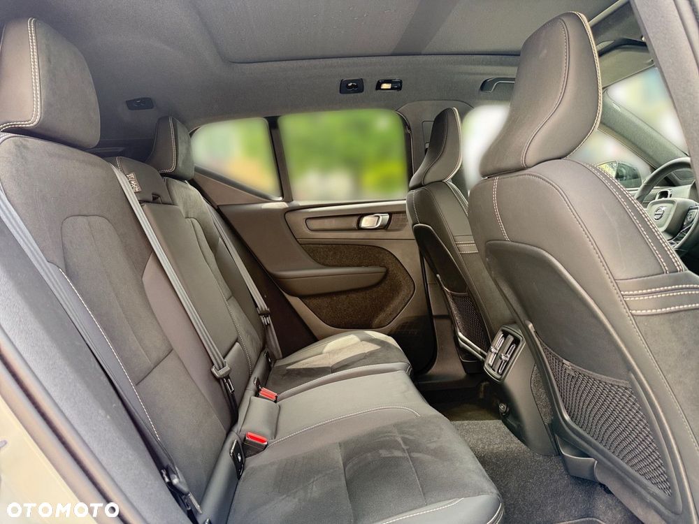 Volvo XC 40 - 28