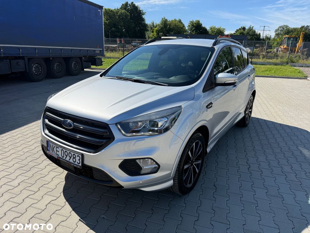 Ford Kuga 1.5 EcoBoost 2x4 ST-Line - 2