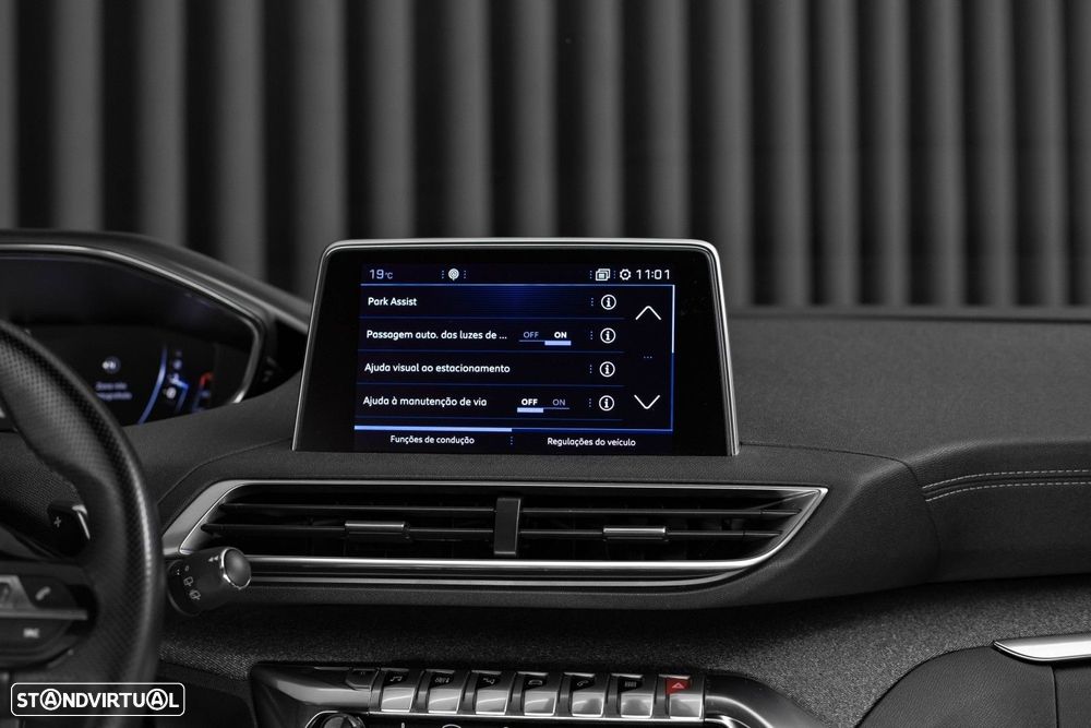 Peugeot 3008 1.5 BlueHDi GT Line EAT8 - 24