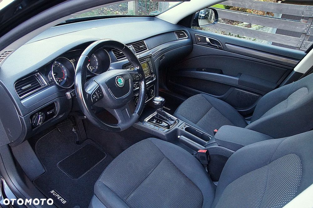 Skoda Superb 2.0 TDI Ambition DSG - 12