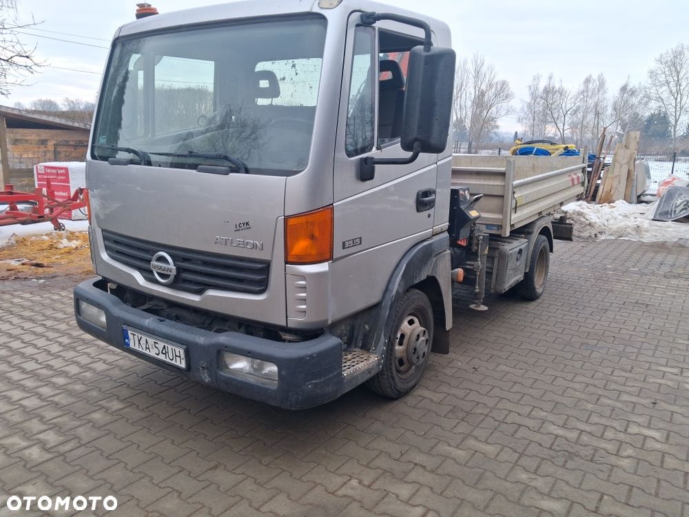 Nissan Inny - 1