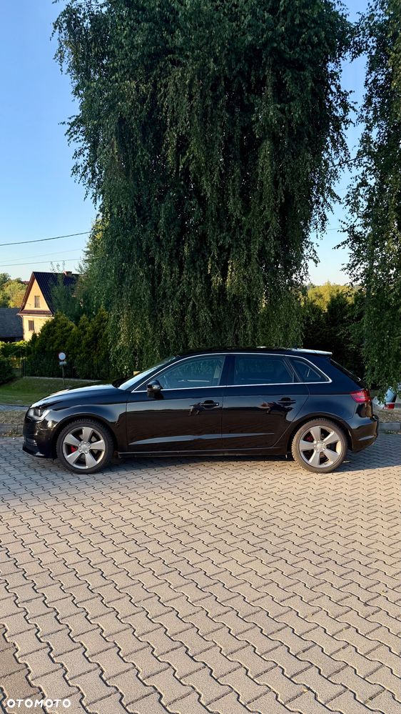 Audi A3 Sportback 1.6 TDI Attraction - 4
