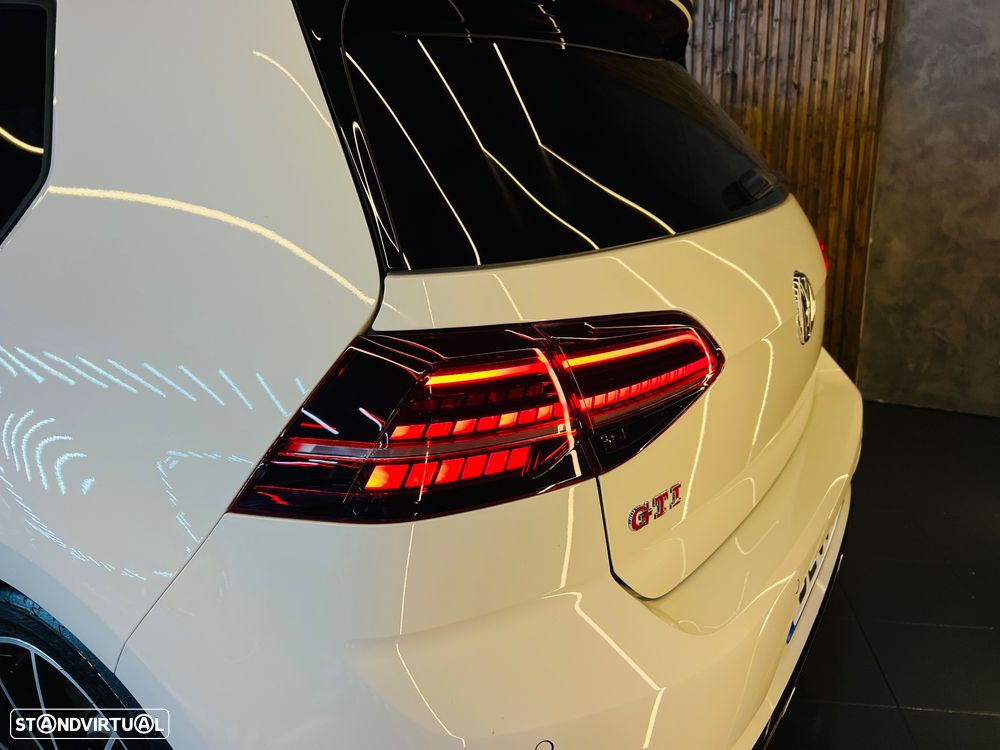 VW Golf GTI TCR 2.0 TSI OPF DSG - 11