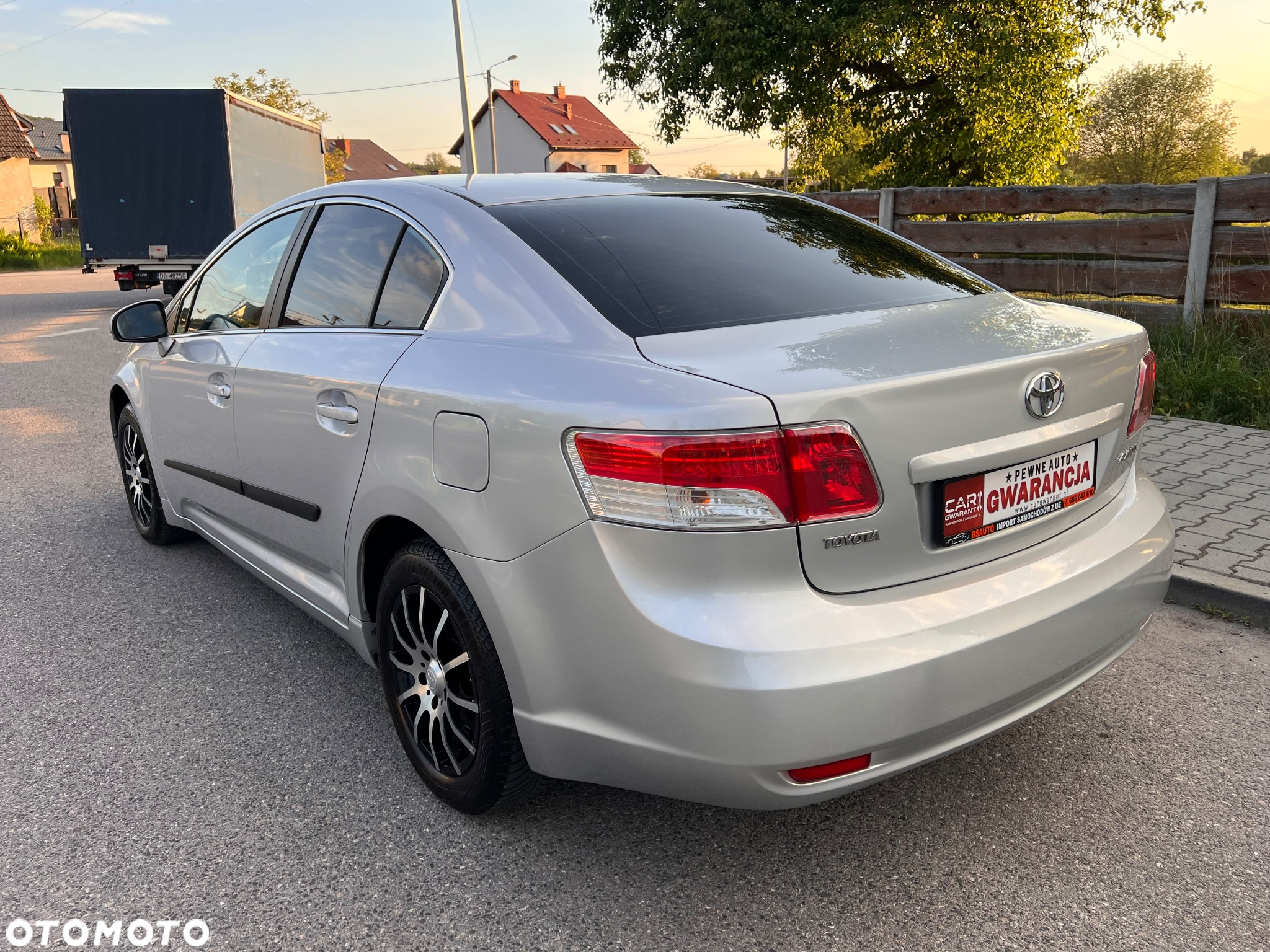 Toyota Avensis 1.8 Luna - 6