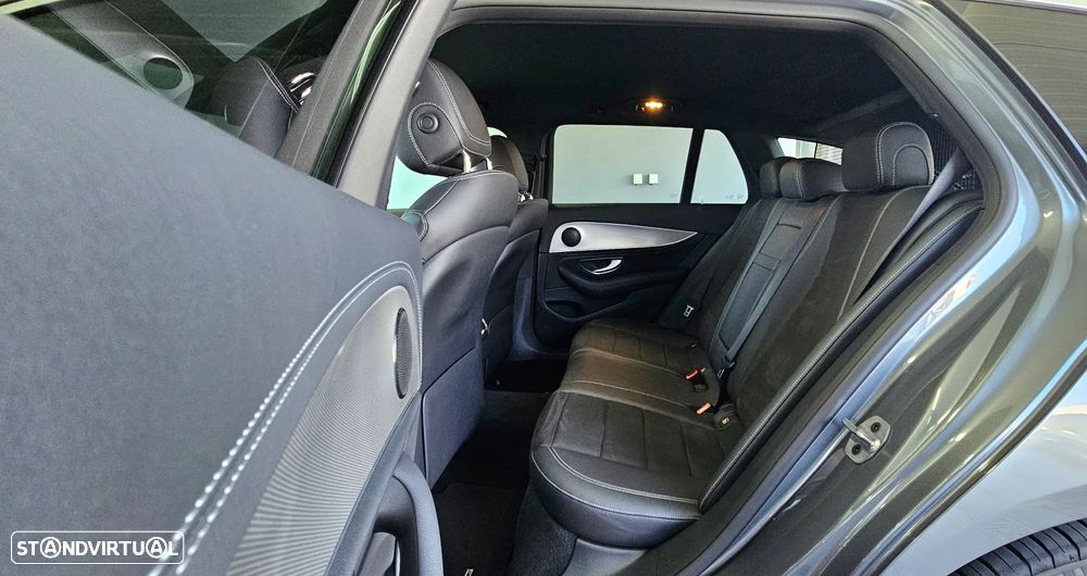 Mercedes-Benz E 220 d AMG Line - 25