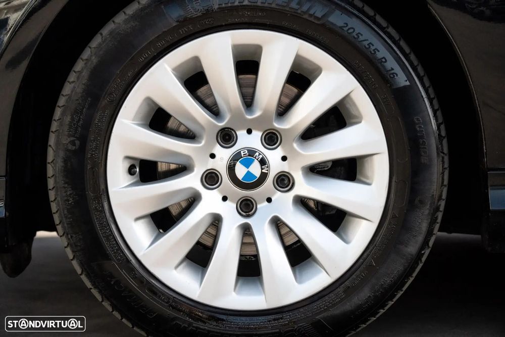 BMW 318 d Line Sport - 8