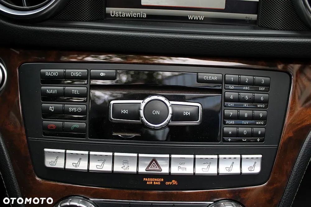 Mercedes-Benz SL 500 7G-TRONIC - 24