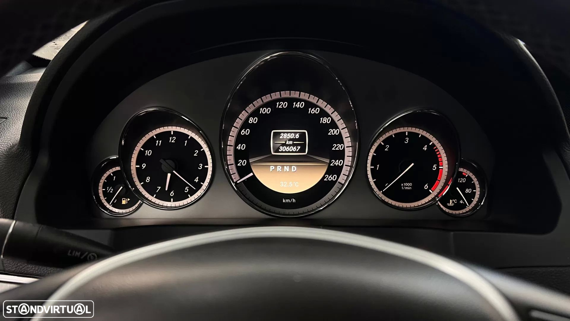 Mercedes-Benz E 250 CDi Avantgarde BlueEfficiency Auto - 15
