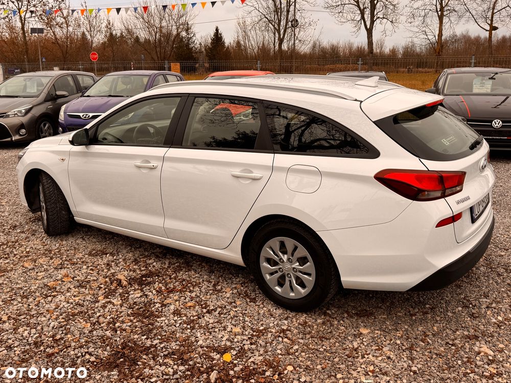Hyundai i30 1.6 D Comfort - 3