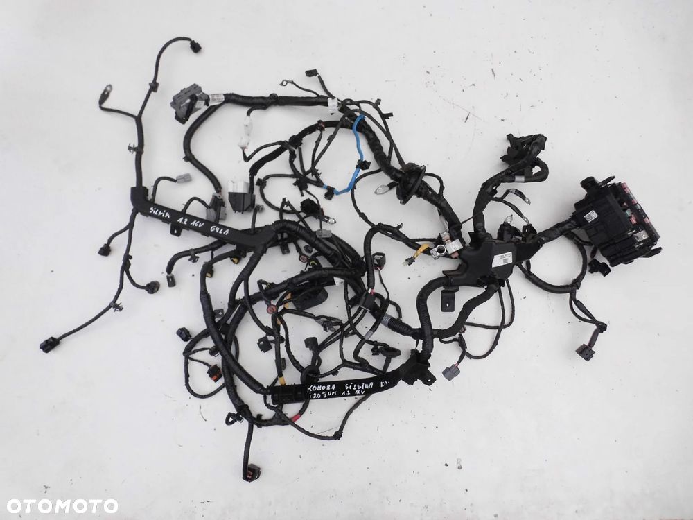 WIĄZKA INSTALACJA KOMORY SILNIKA PUSZKA BEZPIECZNIKÓW HYUNDAI I20 II LIFT 1.2 16V 2018r. EUROPA