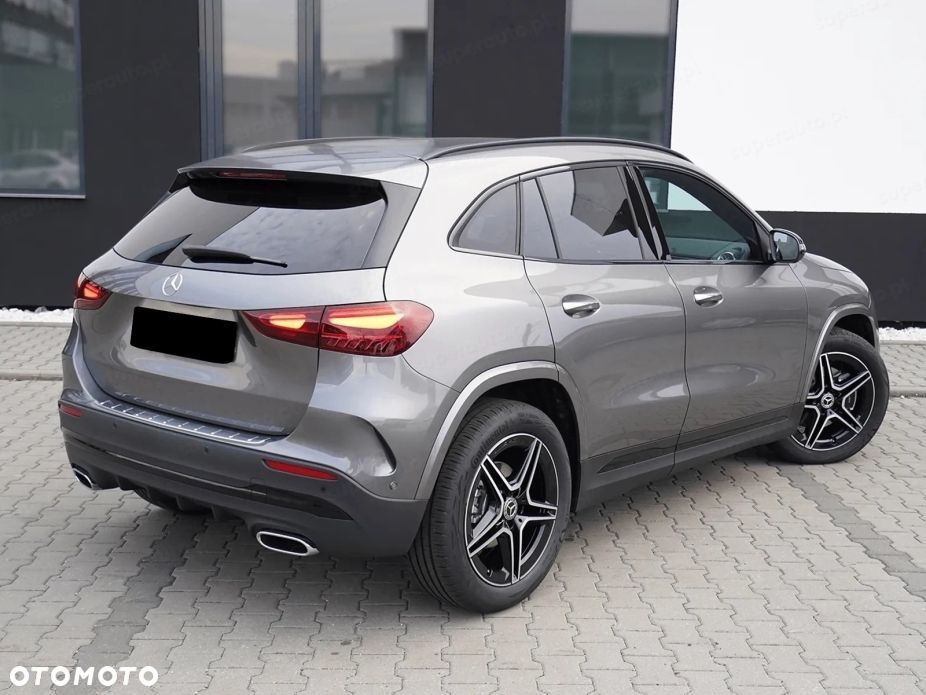 Mercedes-Benz GLA 220 mHEV 4-Matic AMG Line 8G-DCT - 8