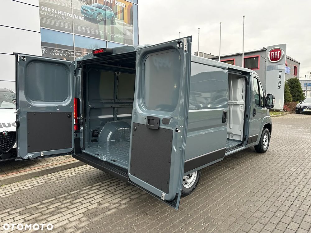 Fiat Ducato Furgon L2H1 Szary Lanzarote - 18