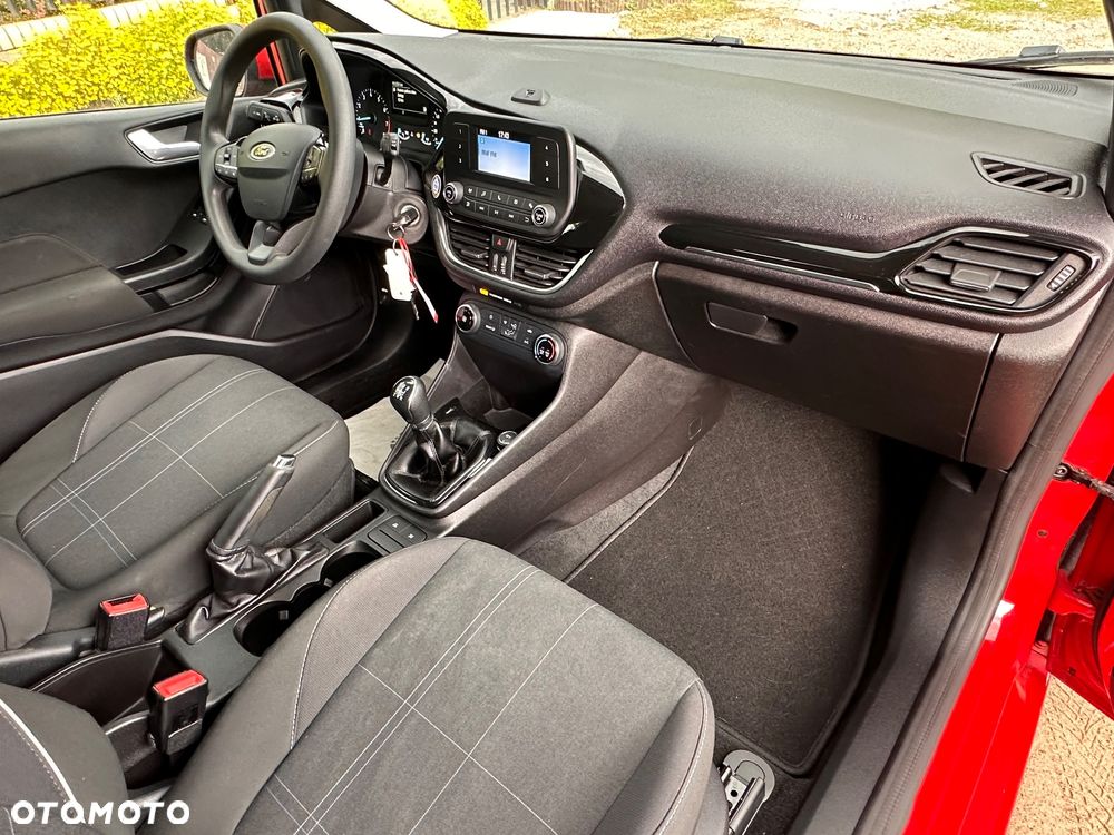 Ford Fiesta 1.1 Trend - 24