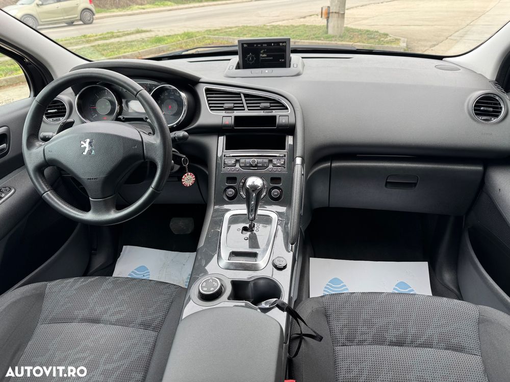 Peugeot 3008 1.6 HDI FAP BVMP6 Confort Pack - 9