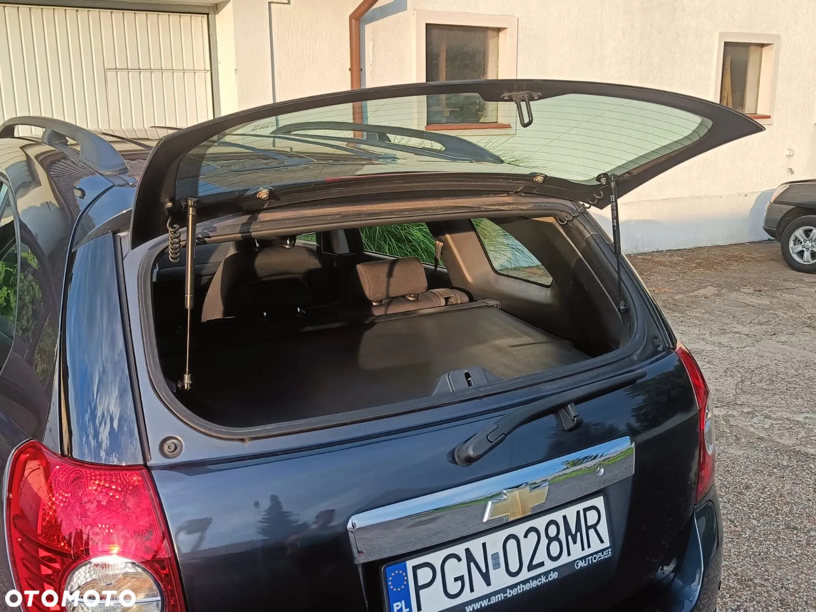 Chevrolet Captiva - 19