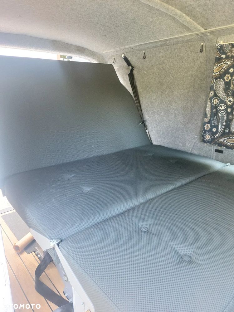 Volkswagen Transporter T5 campervan - 9