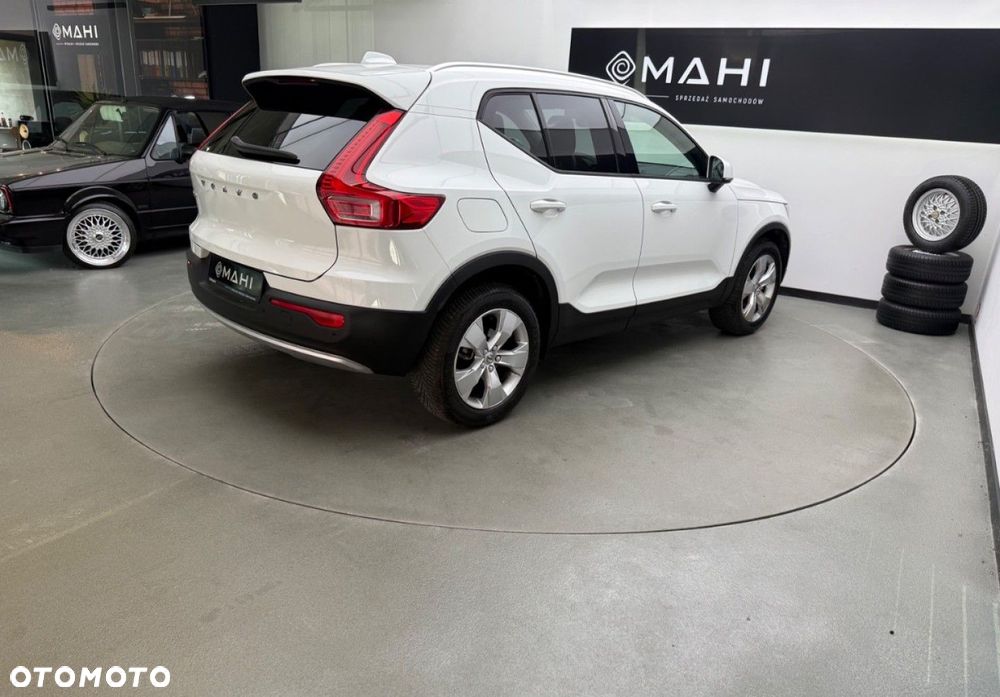 Volvo XC 40 T3 Momentum - 12