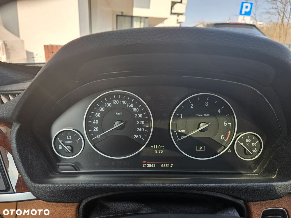 BMW 3GT 320d Luxury Line - 16