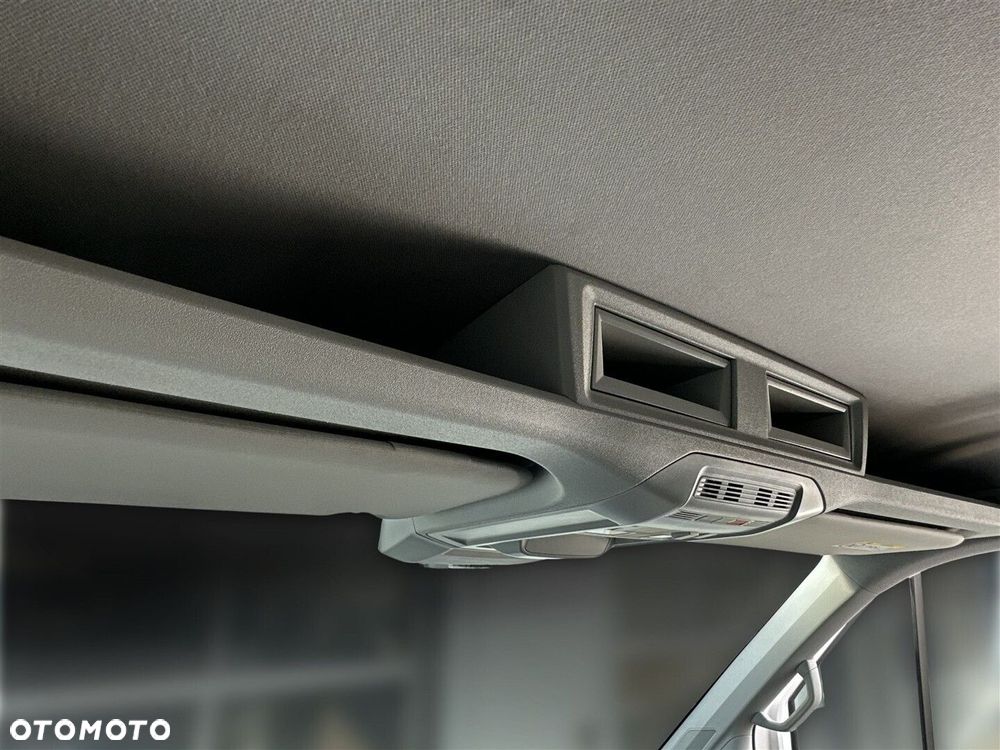 Volkswagen Crafter 35 Podwójna kabina - 34