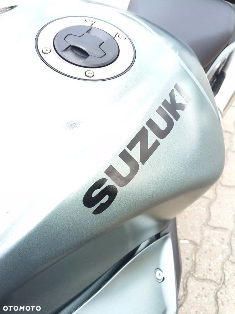 Suzuki Hayabusa - 9