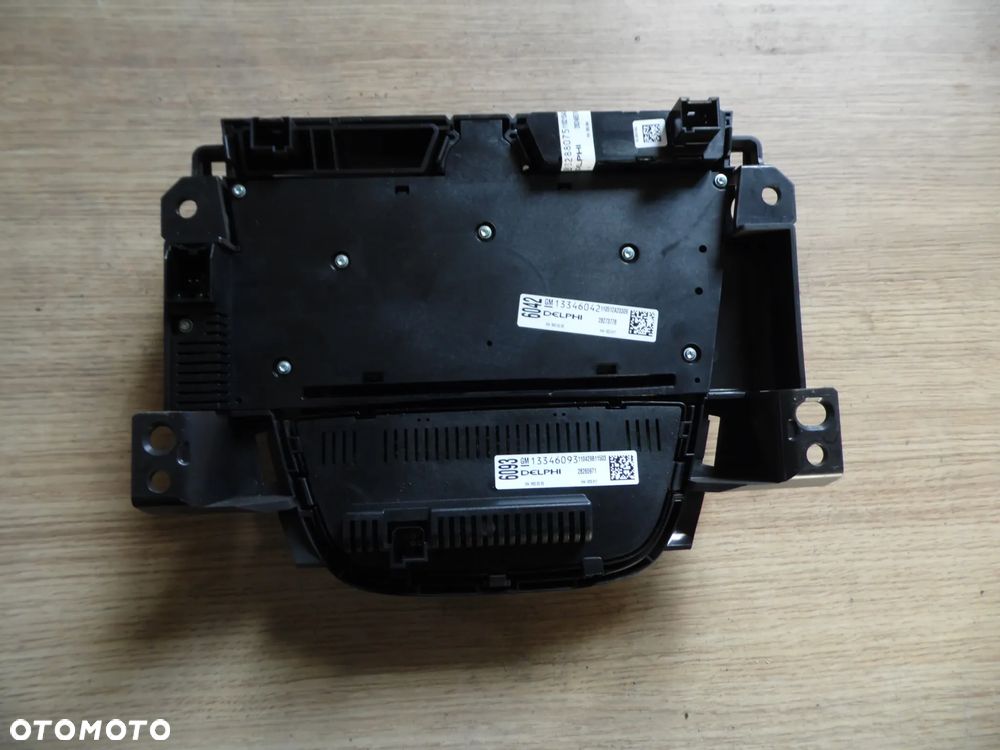 Panel Radia klimatyzacji Opel Meriva B 13346042 brąz - 2