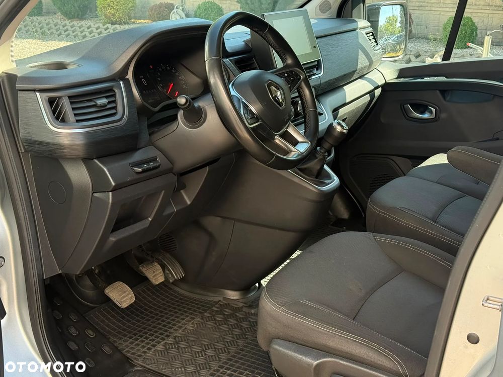 Renault Trafic 2.0 dCi - 5