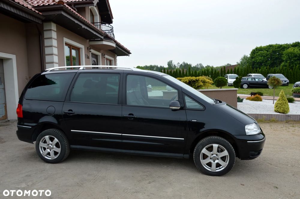 Volkswagen Sharan 1.9 TDI 4Motion Sportline - 12
